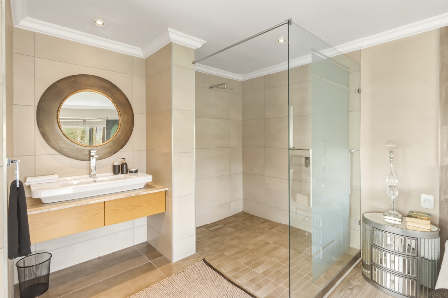 4 Bedroom Property for Sale in Greenways Golf Estate Western Cape